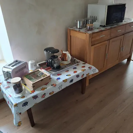 Appartement Fermette A 10 Mn Du Futuroscope Saint-Martin-la-Pallu